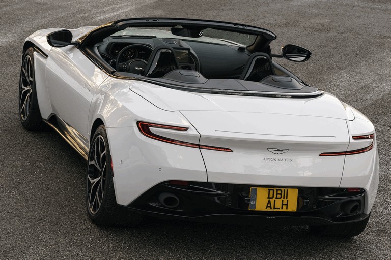 2018 Aston Martin DB11 Volante 493666