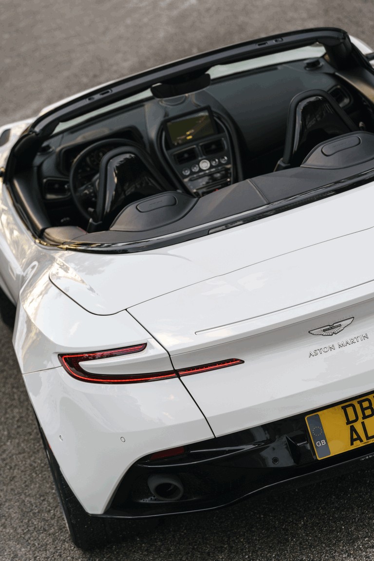 2018 Aston Martin DB11 Volante 493667