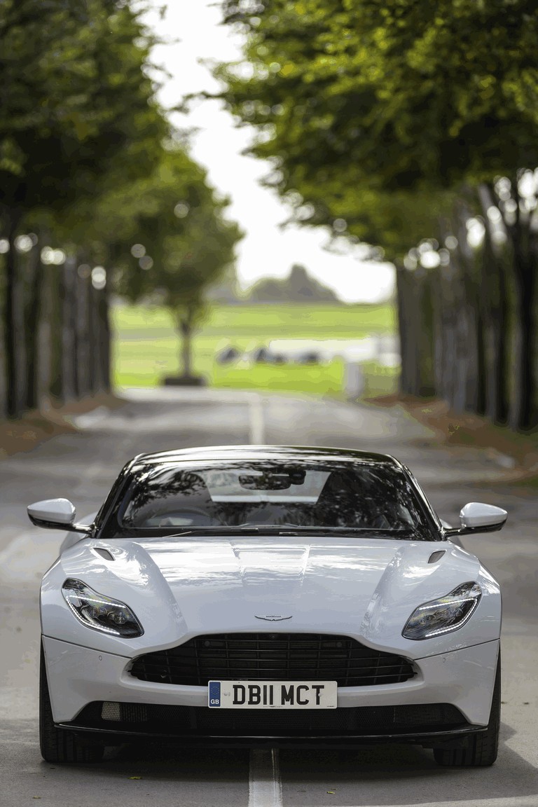Aston Martin DB11 review | MOTOR