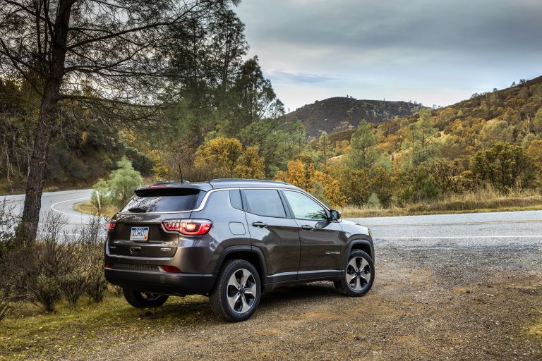 2019 Jeep Compass 521785