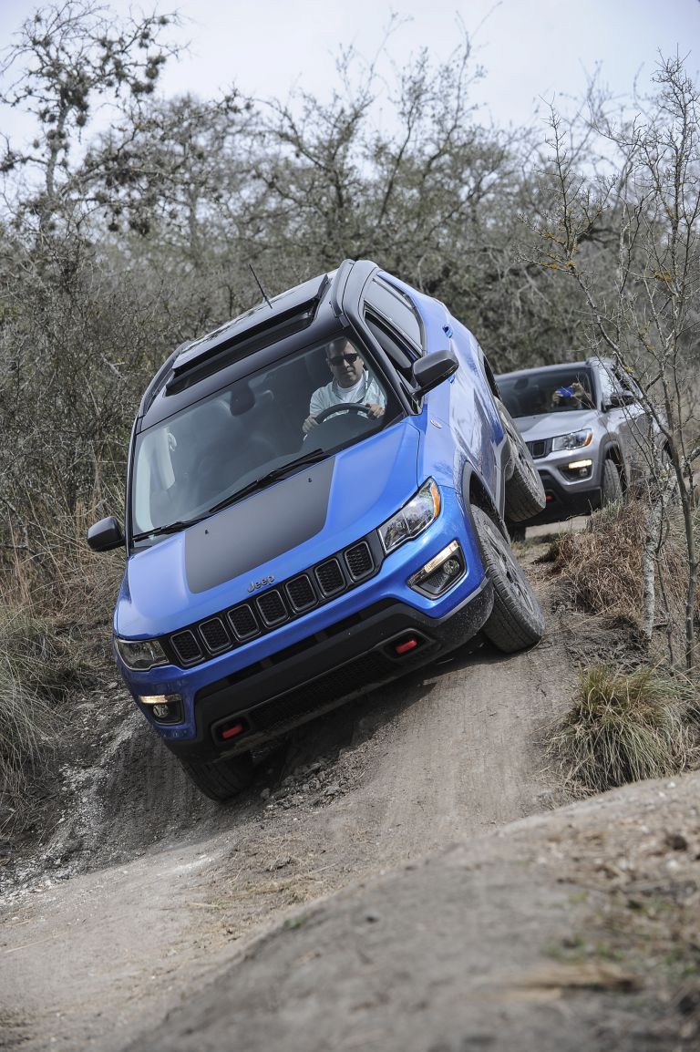 2019 Jeep Compass 521829