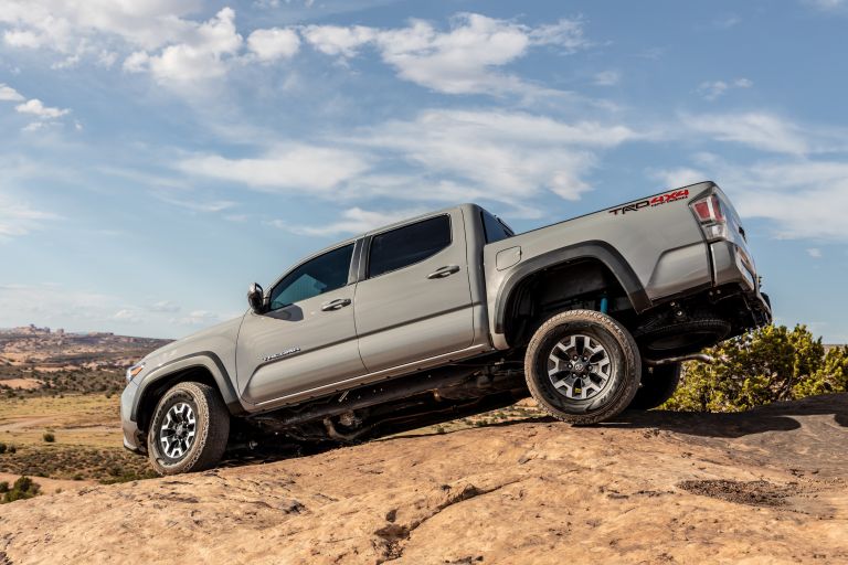 Download 2020 Toyota Tacoma Trd Off Road Free High Resolution Car Images PSD Mockup Templates