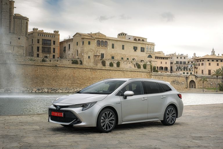 Front Diffusor V.1 Toyota Corolla XII Touring Sports/ Hatchback, Shop \  Toyota \ Corolla \ XII [2019- ] \ Standard \ Touring Sports Shop \ Toyota \  Corolla \ XII [2019- ] \ Standard \ Hatchback