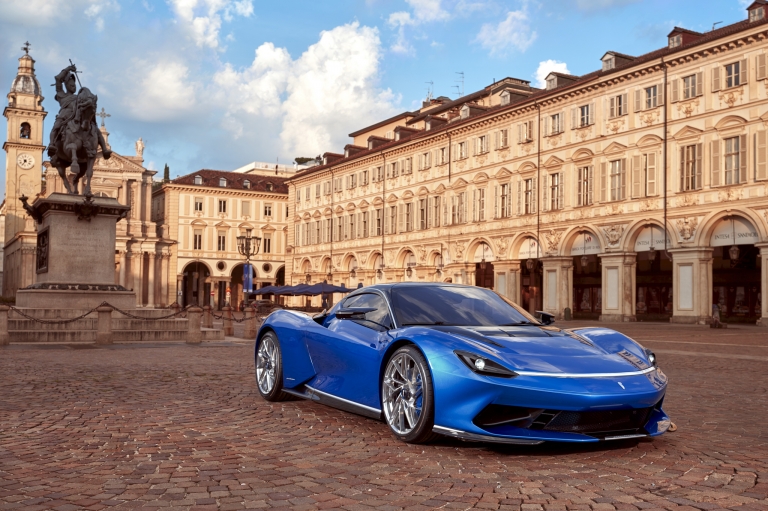 2019 Automobili Pininfarina Battista 555815