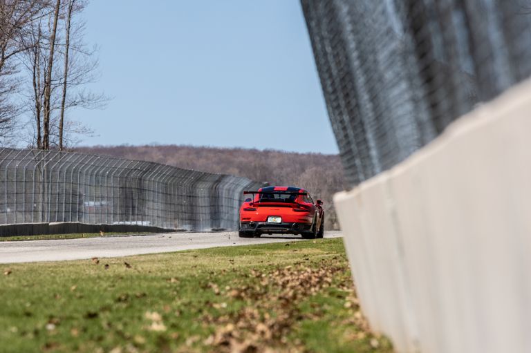 2019 Porsche 911 ( 991 type II ) GT2 RS - lap record 544298