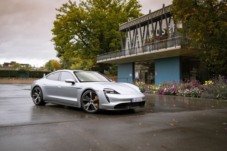 Porsche 992 Turbo s Silver