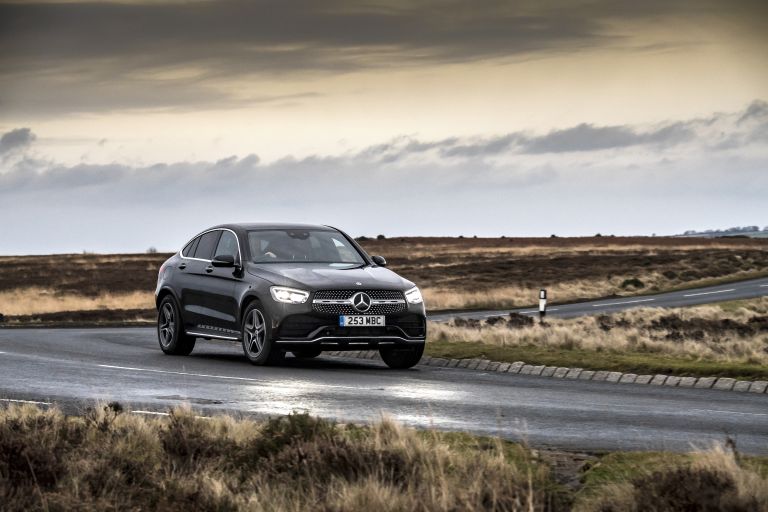 2020 Mercedes-Benz GLC 300 4Matic coupé - UK version 582358