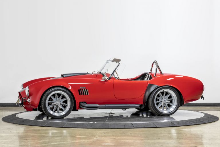 2019 Superformance Cobra 6 592988