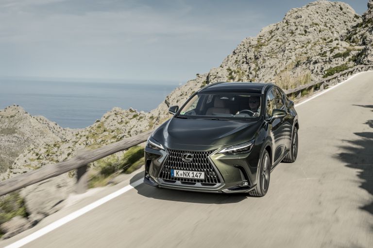 2022 Lexus NX 350h 644517