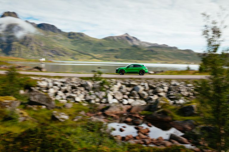 2022 Porsche Macan GTS 641076