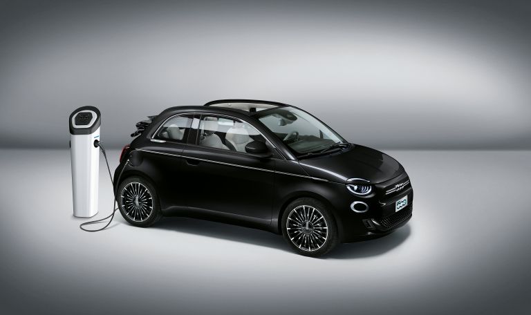 2022 Fiat 500 La Prima by Bocelli 670584