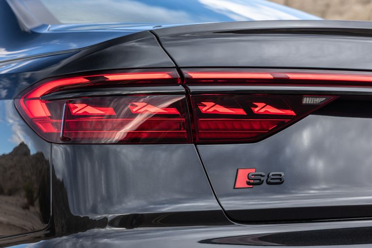 2022 Audi S8 - USA version 673194