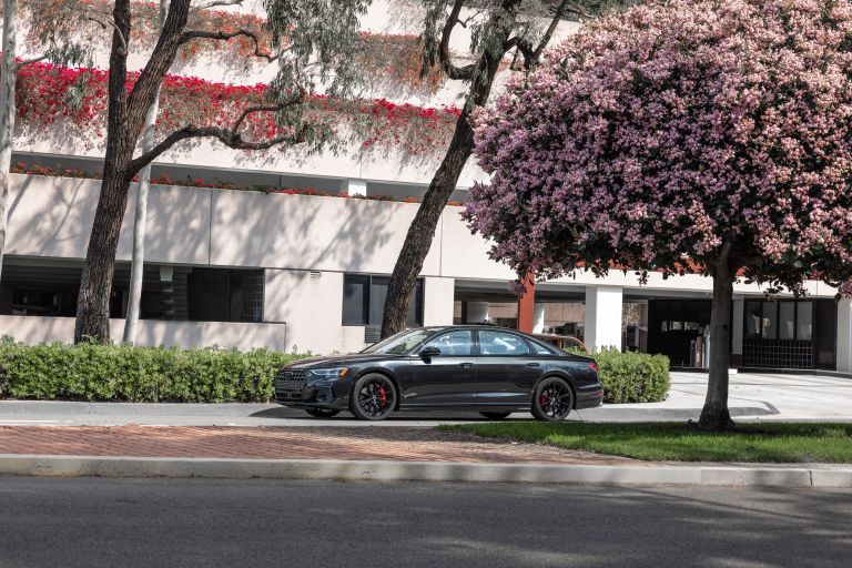 2022 Audi S8 - USA version 673196