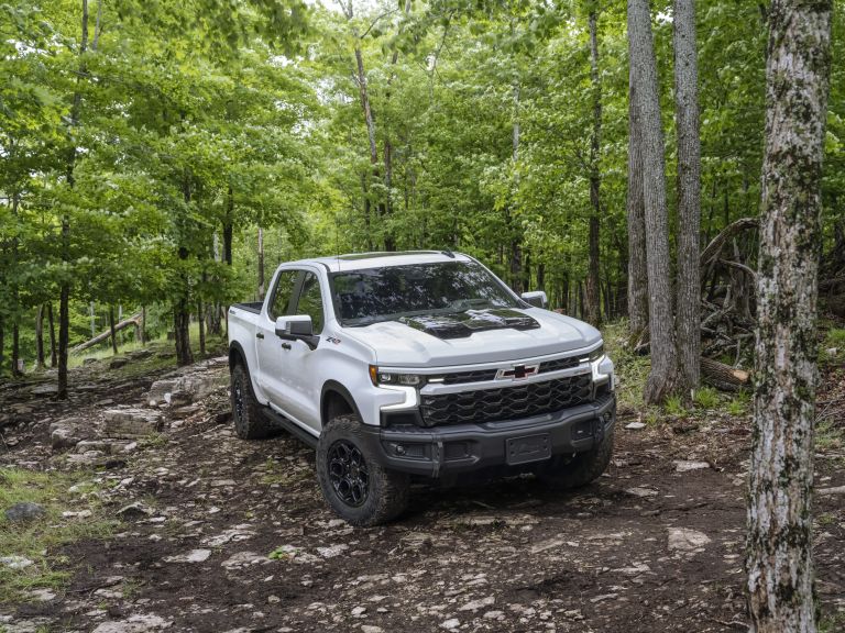 2023 Chevrolet Silverado ZR2 Bison 683263