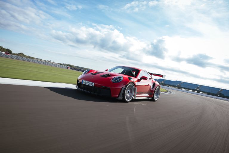 2023 Porsche 911 ( 992 ) GT3 RS 689899