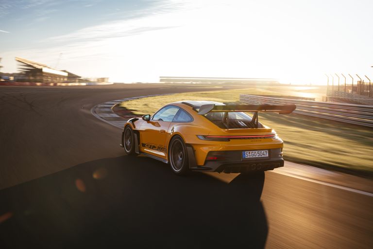 2023 Porsche 911 ( 992 ) GT3 RS 689930