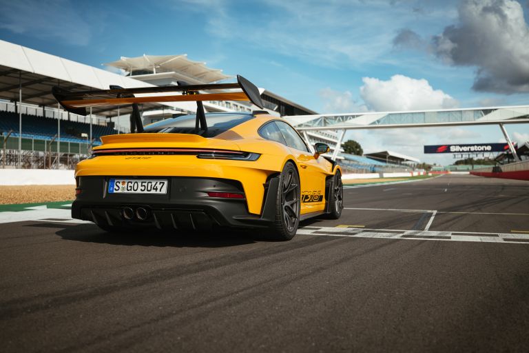 2023 Porsche 911 ( 992 ) GT3 RS 689948