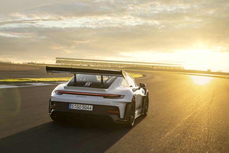 2023 Porsche 911 ( 992 ) GT3 RS 689989