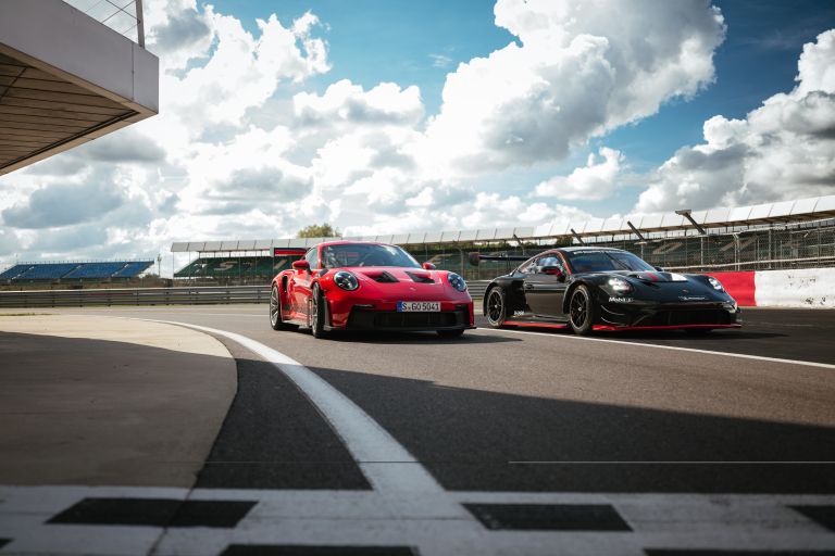 2023 Porsche 911 ( 992 ) GT3 RS 690019