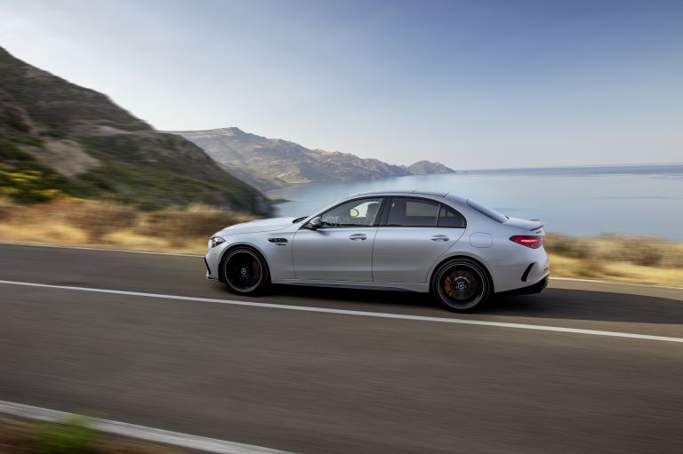 2023 Mercedes-AMG C 63 S E Performance 685760