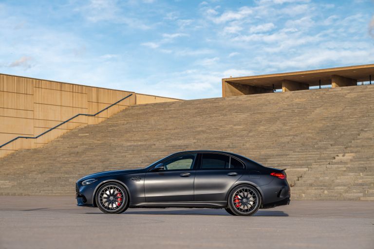 2023 Mercedes-AMG C 63 S E Performance 699430