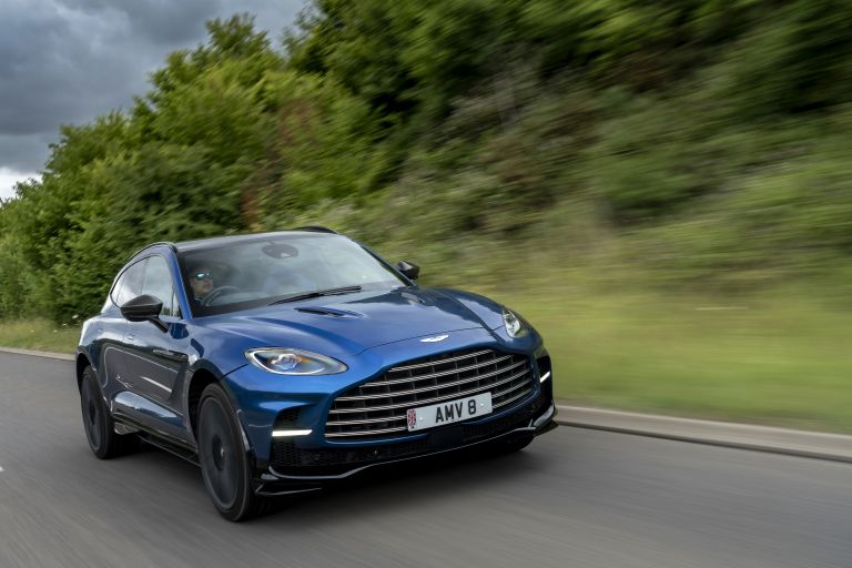 2022 Aston Martin DBX707 - UK version 686143