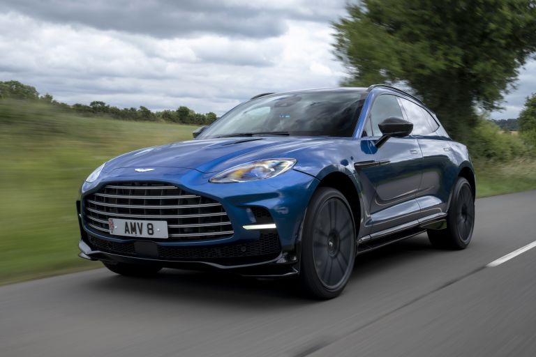 2022 Aston Martin DBX707 - UK version 686154