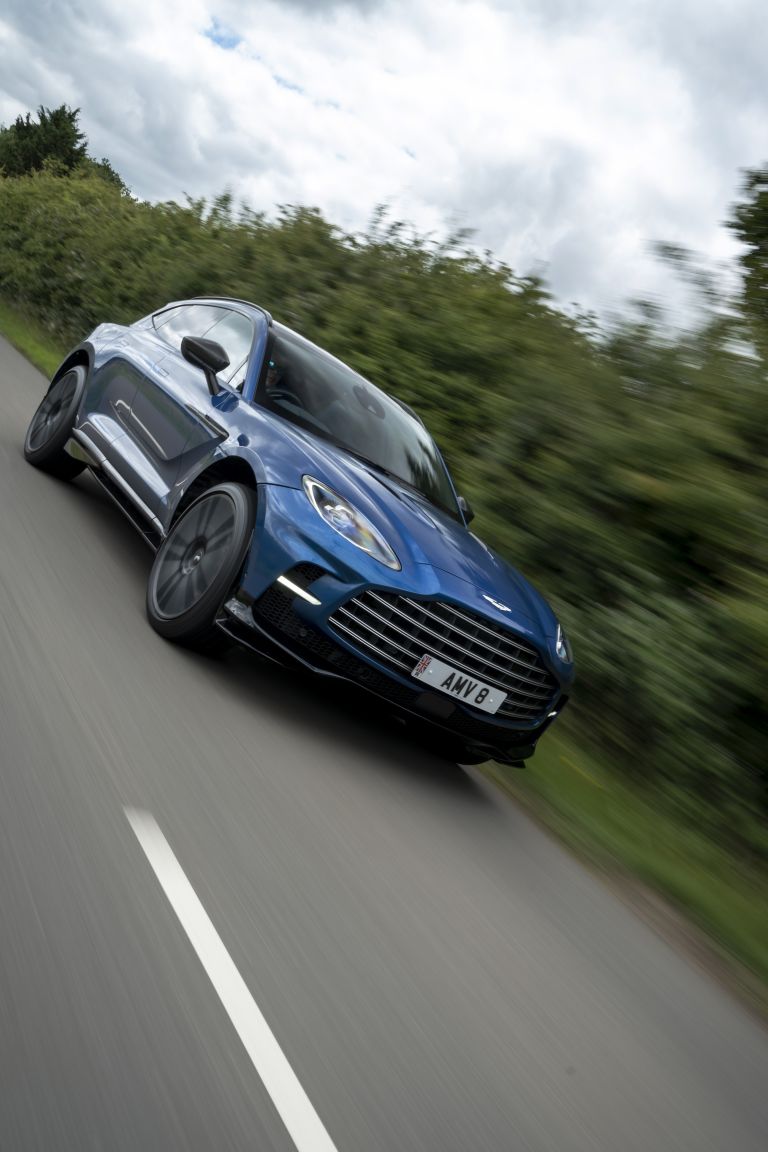 2022 Aston Martin DBX707 - UK version 686155