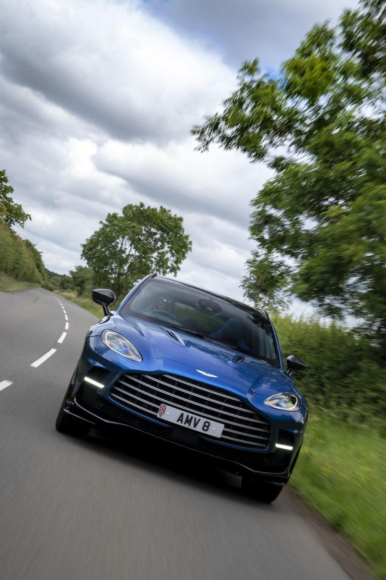 2022 Aston Martin DBX707 - UK version 686164