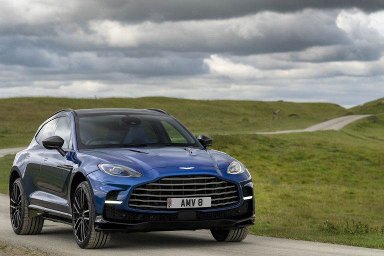 2022 Aston Martin DBX707 - UK version 686167