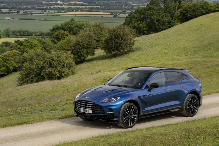 2022 Aston Martin DBX707 - UK version 686181