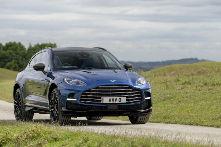 2022 Aston Martin DBX707 - UK version 686190