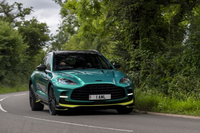 2022 Aston Martin DBX707 Q 2022 F1 Green 686289