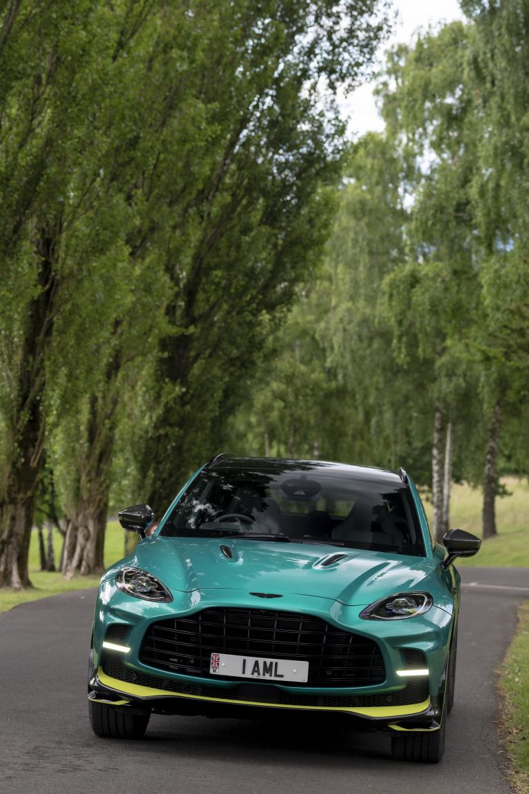 2022 Aston Martin DBX707 Q 2022 F1 Green 686314