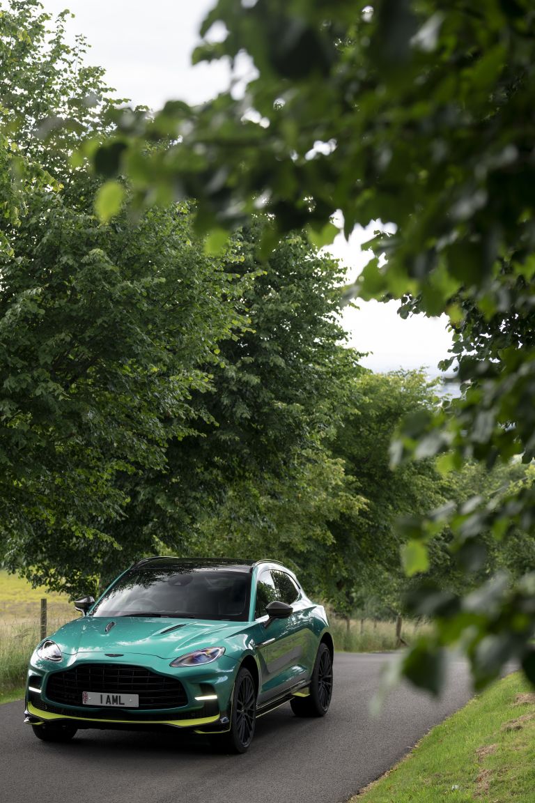 2022 Aston Martin DBX707 Q 2022 F1 Green 686324