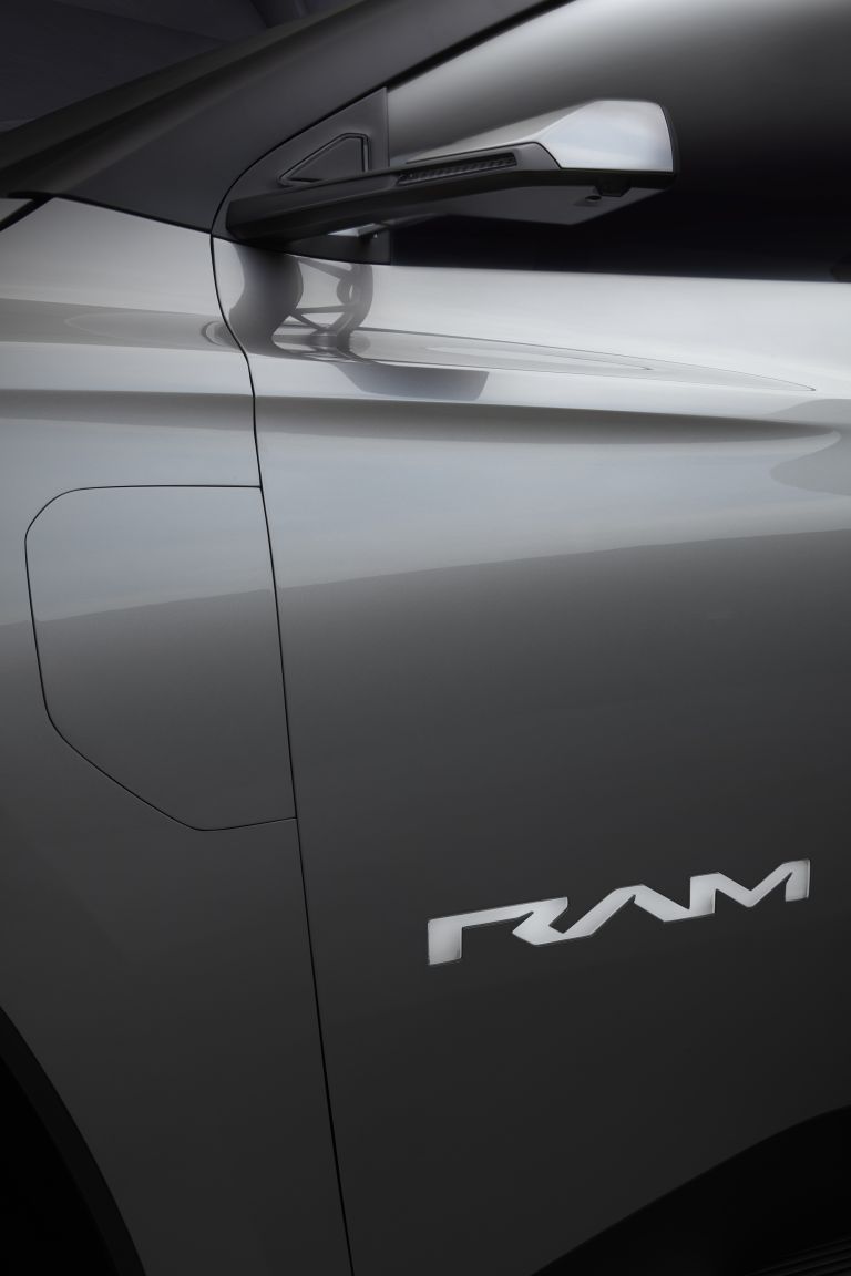 2023 Ram 1500 Revolution BEV concept 701560