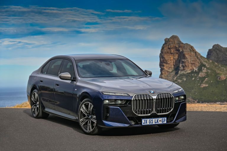 2023 BMW 740i ( G70 ) South Africa version 703037 Best quality