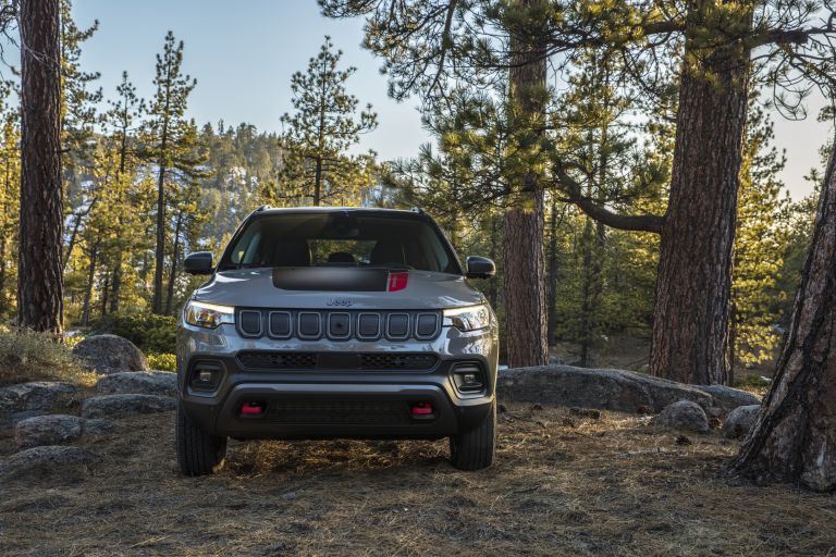 2023 Jeep Compass Trailhawk 713576