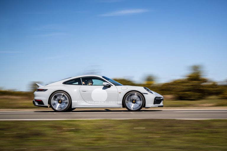 2023 Porsche 911 ( 992 ) Sport Classic - UK version 729067