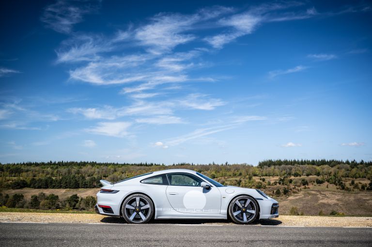 2023 Porsche 911 ( 992 ) Sport Classic - UK version 729076