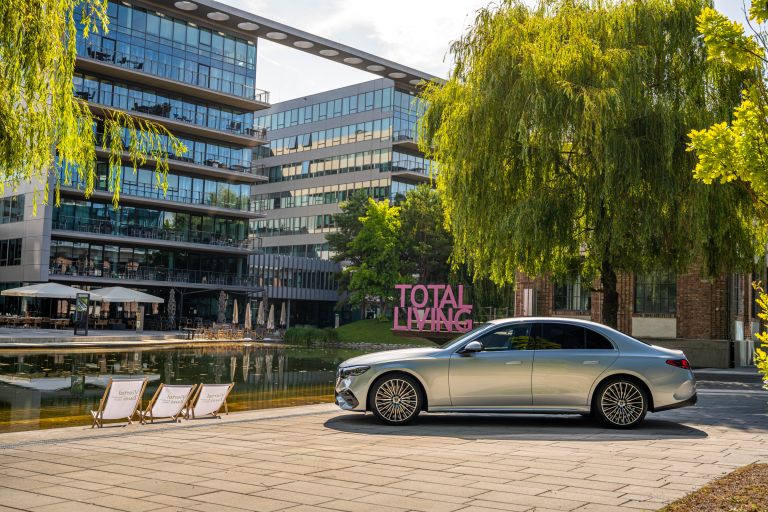 2024 Mercedes-Benz E 220d 4Matic AMG line 729889