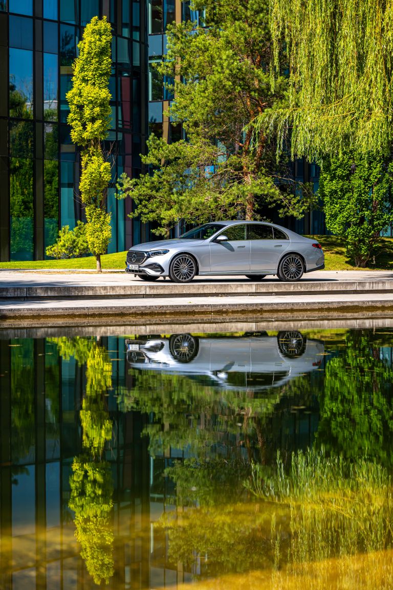 2024 Mercedes-Benz E 220d 4Matic AMG line 729890