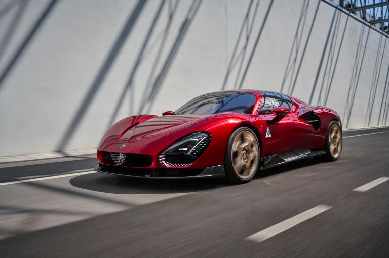 2024 Alfa Romeo 33 stradale 732849