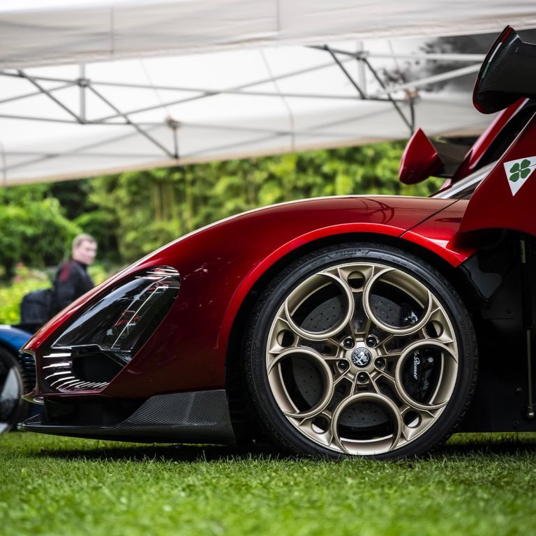 2024 Alfa Romeo 33 stradale 766000