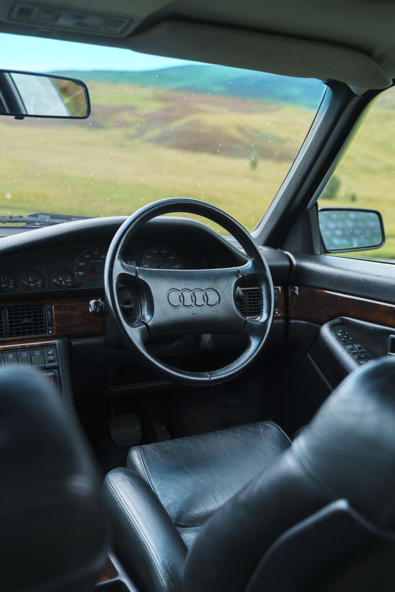 1989 Audi V8 - UK version 739926