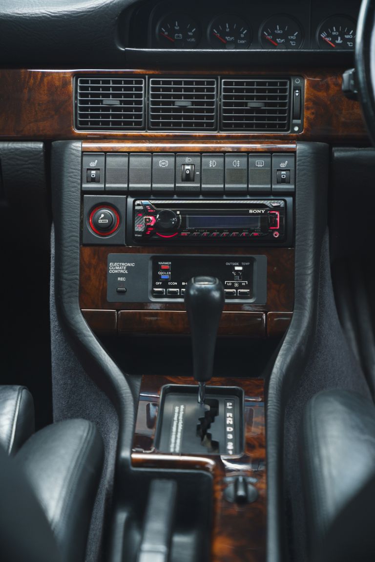 1989 Audi V8 - UK version 739938