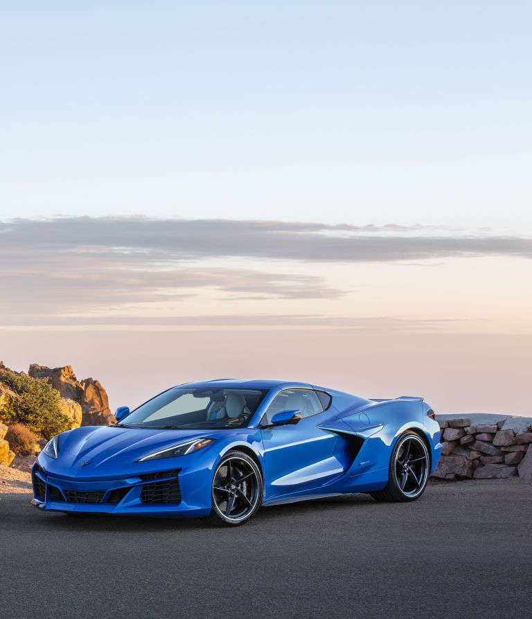 2024 Chevrolet Corvette ( C8 ) ERay 3LZ 740319 Best quality free high resolution car images