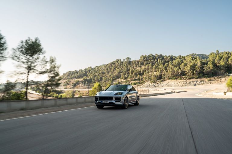 2024 Porsche Cayenne Turbo E-Hybrid coupé 742770