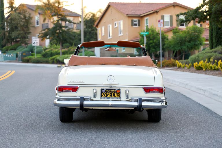 1969 Mercedes-Benz 280SE cabriolet ( W111 ) - USA version 747689