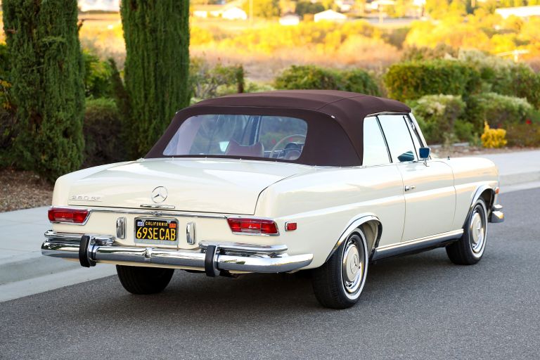 1969 Mercedes-Benz 280SE cabriolet ( W111 ) - USA version 747747